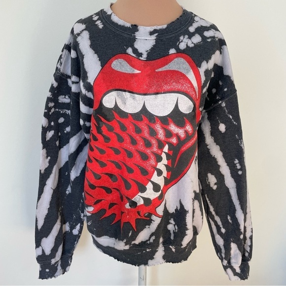 Madeworn Rolling Stones Voodoo Long Sleeve Distressed Tie Dye Sweatshirt EUC S - Picture 6 of 12